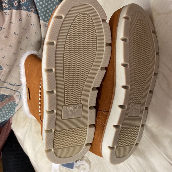 Osh Kosh boots new - Picture 4 of 6